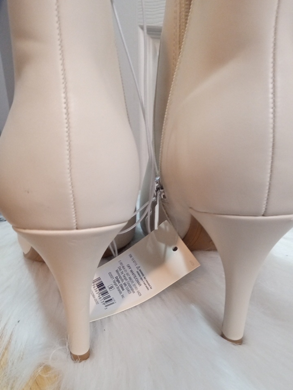 A NEW DAY CREME CHAR BOOTIES - Picture 7 of 13
